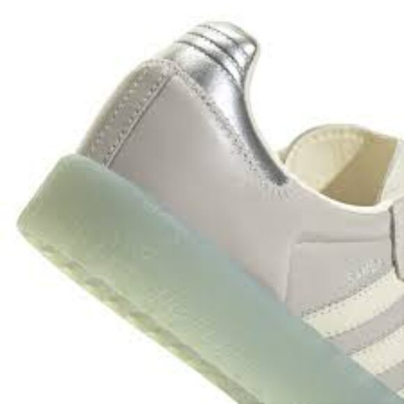 Adidas Sambae W (Cream/Mint Green). Brand New. Womens Size: 6 - Picture 5 of 8